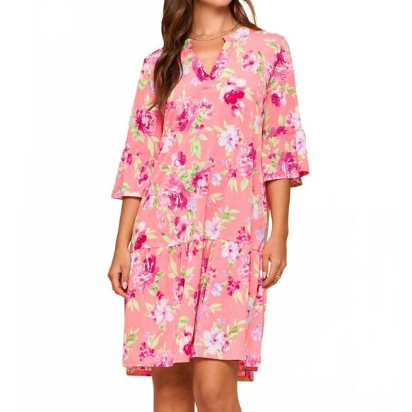 DEAR SCARLETT Dresses & Skirts - NEW DEAR SCARLETT shimmer dress in coral